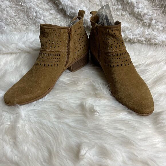 BARETRAPS Greta Suede Leather tan Western Cut-Out Cowboy Ankle Boots SZ9M - Picture 2 of 11